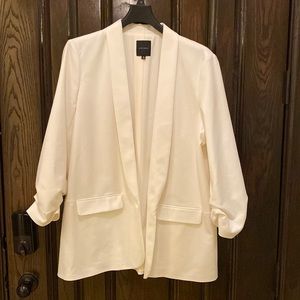 Used/Excellent condition Alex Marie Blazer